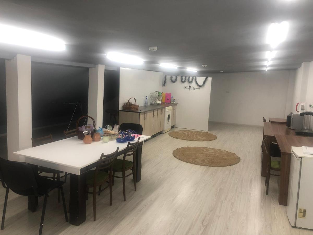 Hostelpoint Ташкент Екстериор снимка